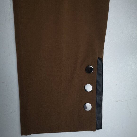 Laura Ladies Size 16 Rust Color 3 Button Detail on Leg Cuffs Dress Pants - Picture 8 of 13